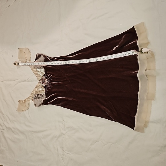 BCBGMaxAzria velvet dress spaghetti straps sequin embellishment plum size 2 - Picture 4 of 7